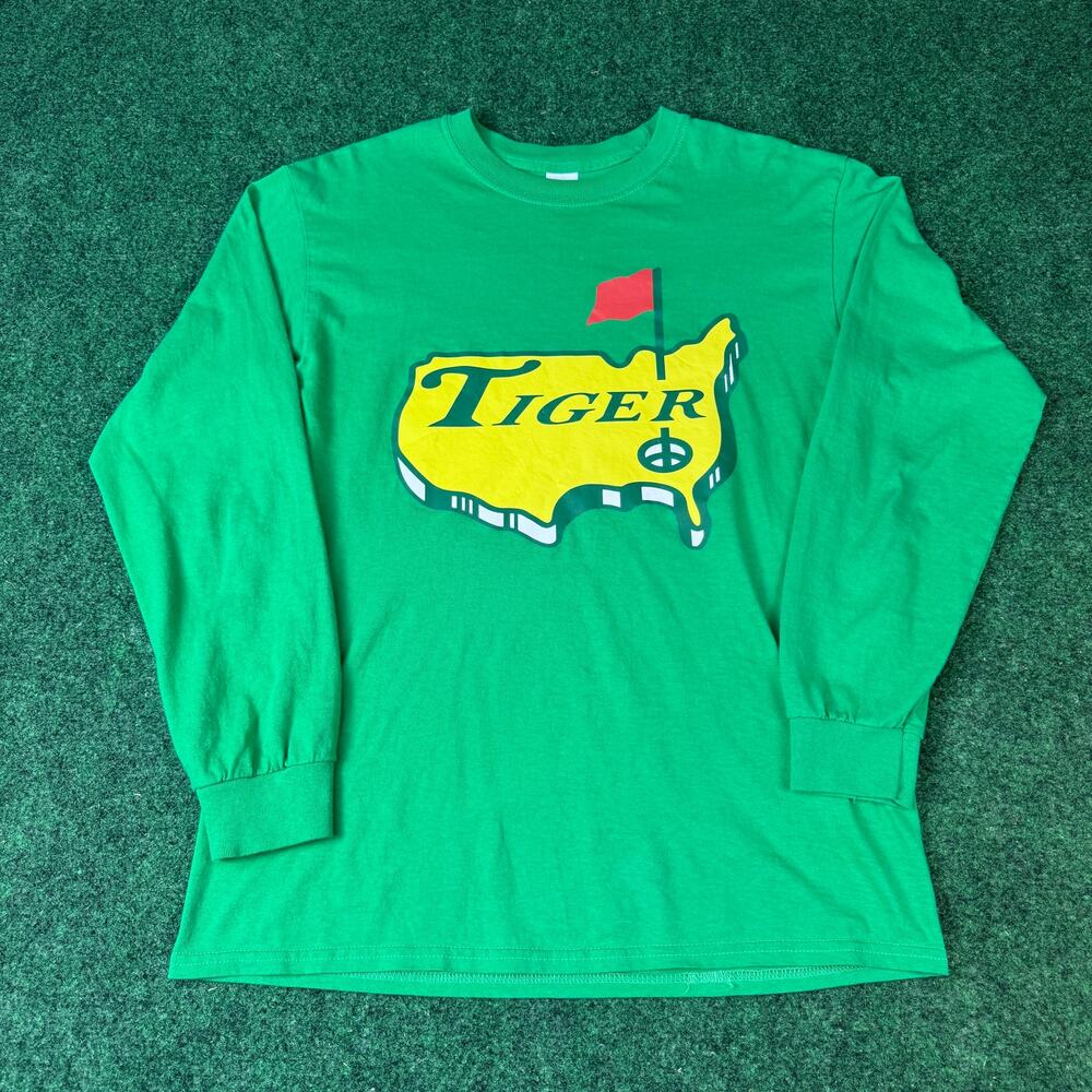 Tiger Woods Masters Style Golf Long Sleeve T-Shirt Green Size M Gildan